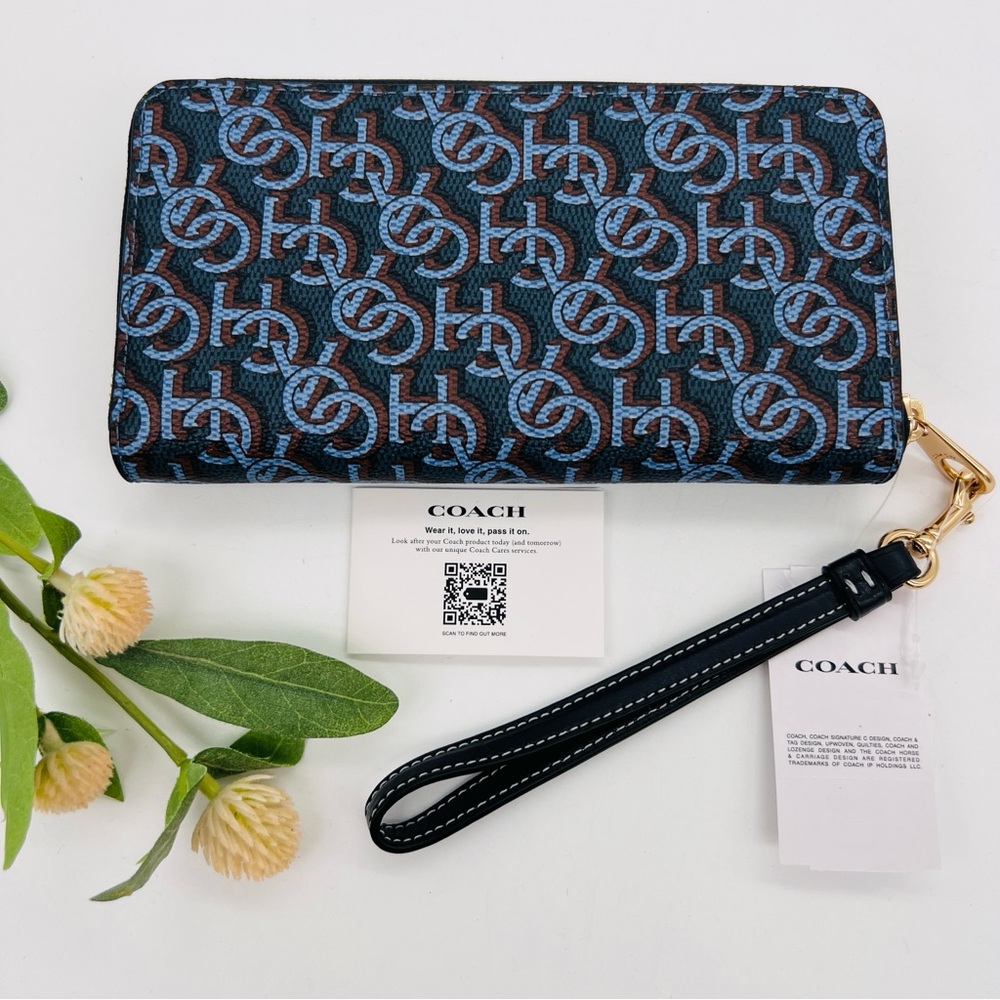 COACH Long Zip Around Monogram Print Wallet Wristlet Blue NWT
